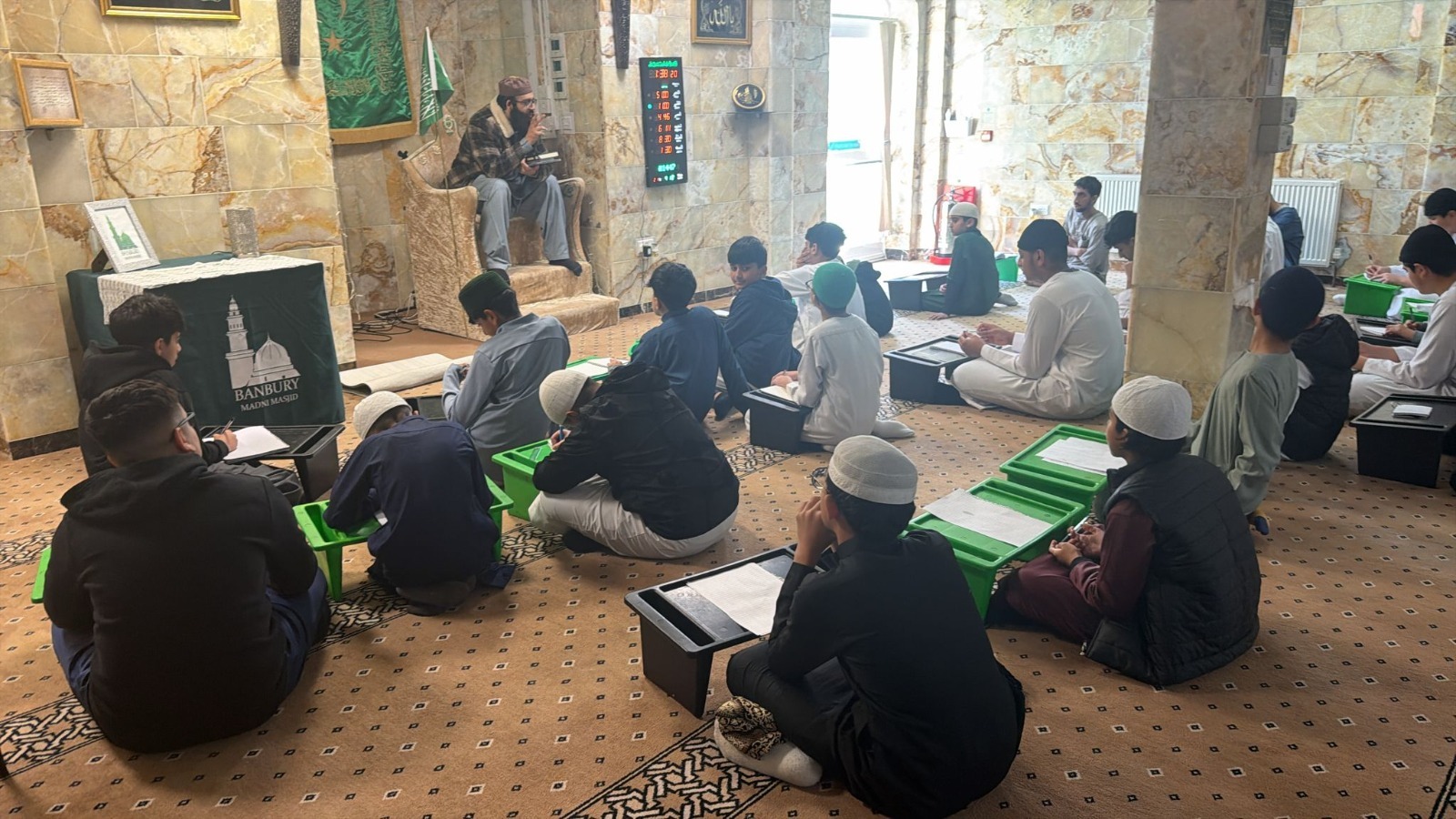 youth-leading-taraweeh-img